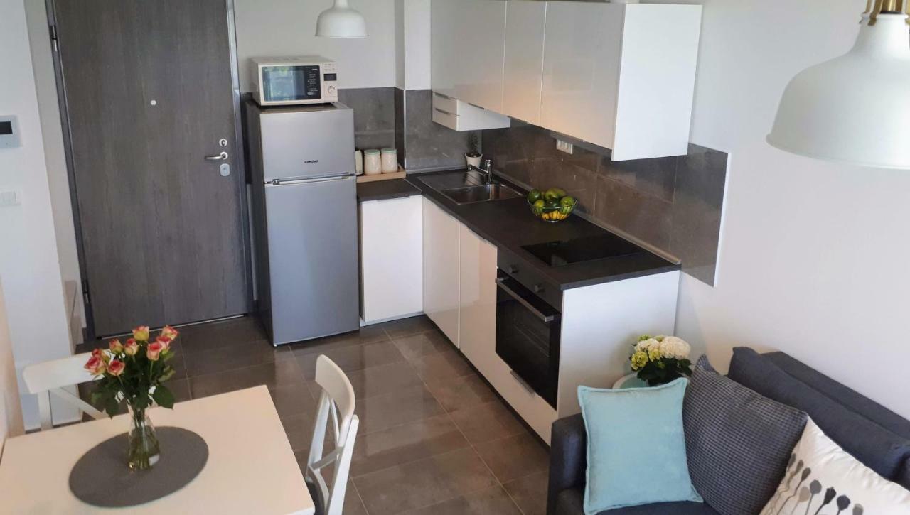 Apartment Eni With Garage Parking Split Buitenkant foto